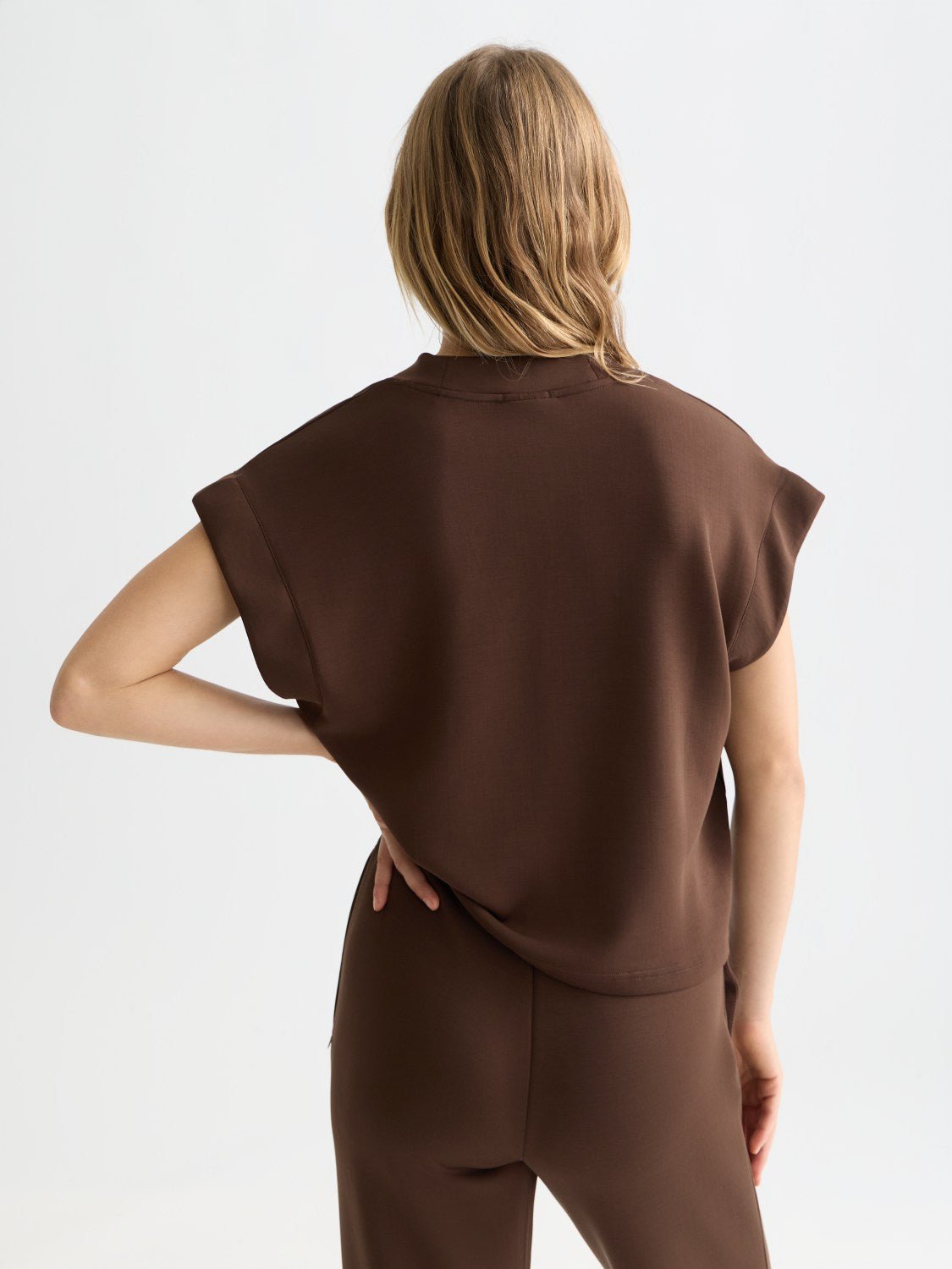 Tencel V-Neck Shortsleeved Sweatshirt - Scotch & Soda South Africa