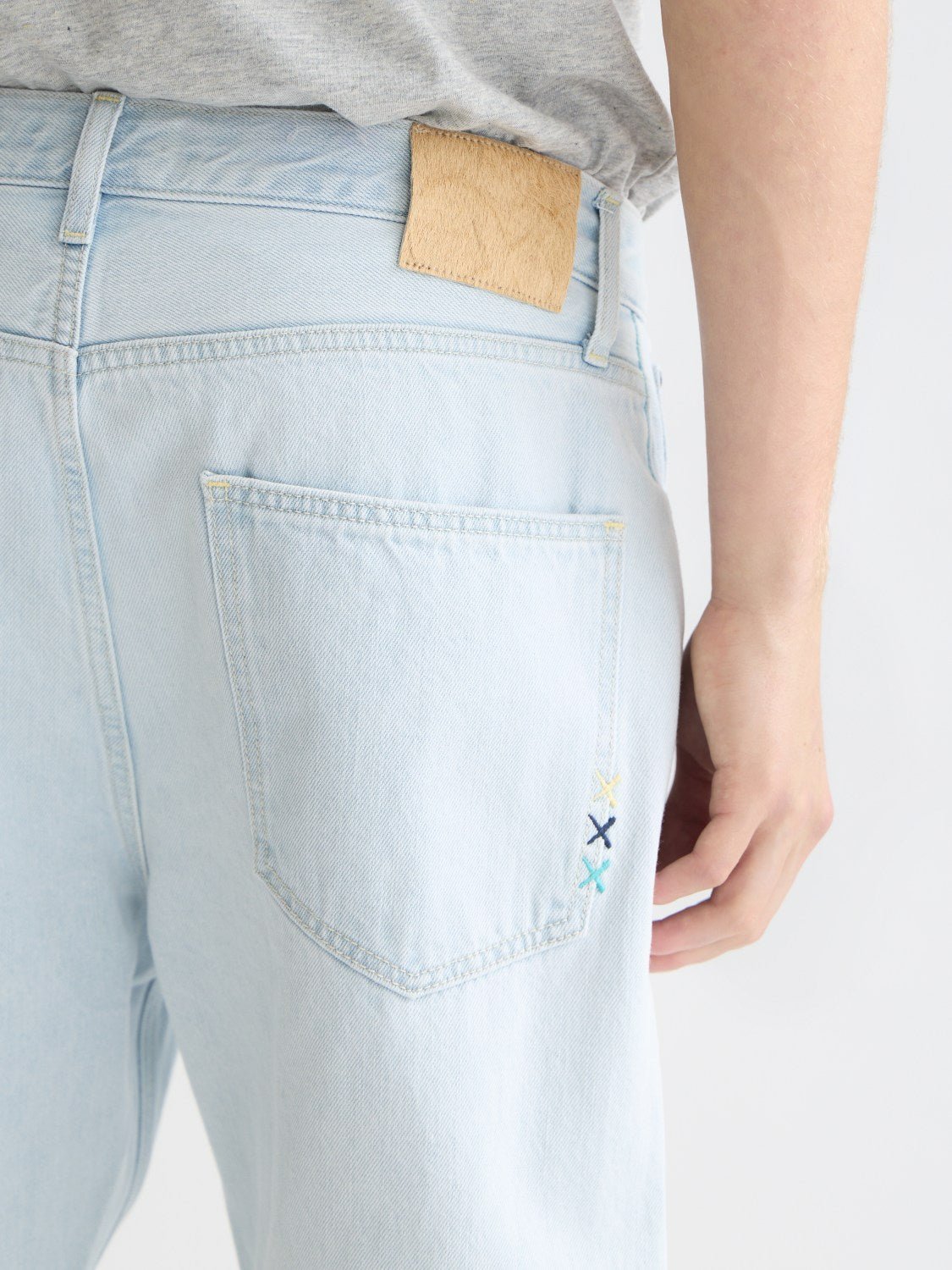 The Dean Loose Tapered Seasonal Jeans - Scotch & Soda South Africa