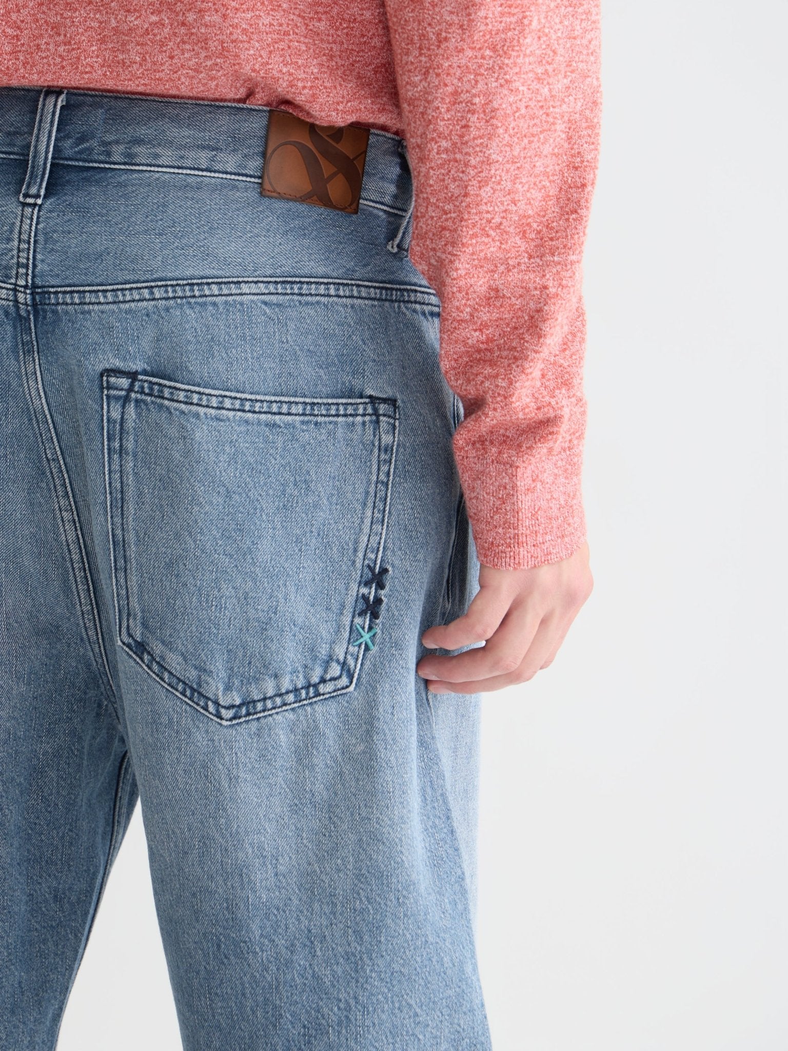 The Pitch Loosefit Jeans Short - Scotch & Soda South Africa